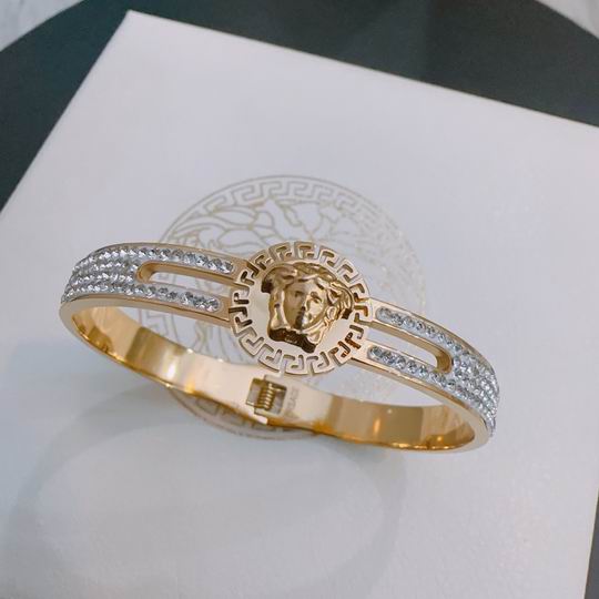 Versace bracelet 11lyh220